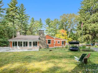 109 Mill Creek Ln NW, Comstock Park, MI 49321