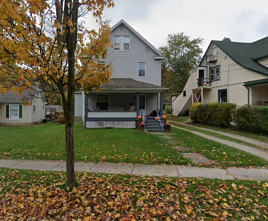 343 E Crain Ave