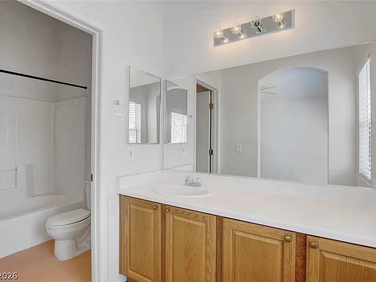 2576 Velez Valley Way — Photo 33