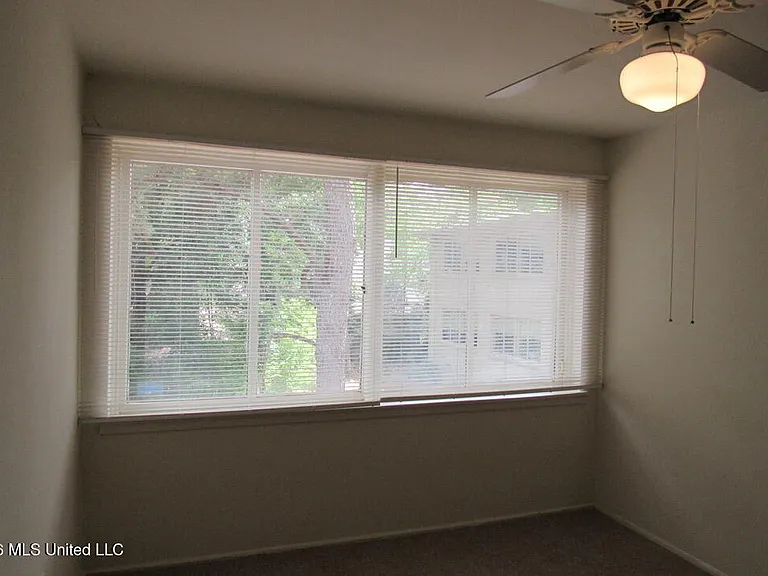 1043 Carlisle St #B6 — Photo 11