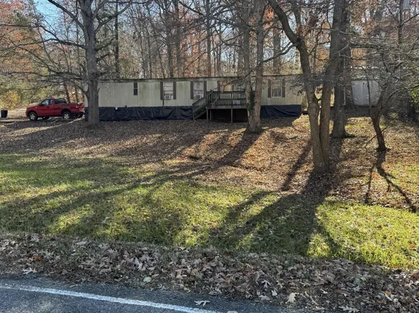 102 Avon Ln, Fairfield Glade, TN 38558