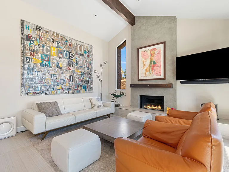 49069 Mariposa Dr — Photo 14