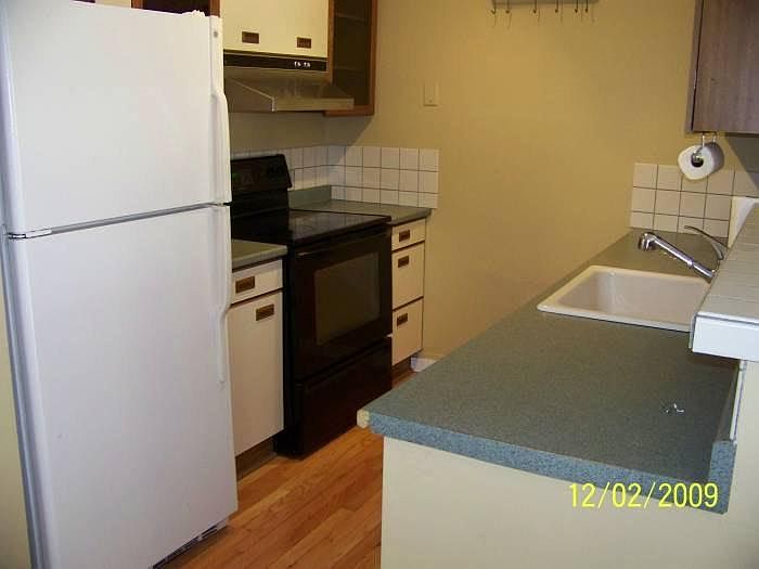 2nd image of 43 West St