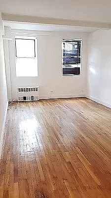 1st image of 2021 Avenue V #2L