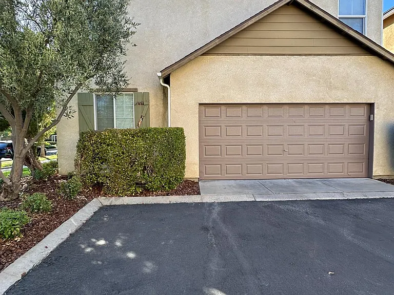 1732 N Dutch Ave — Photo 41