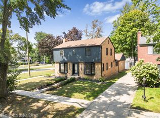 21984 Wildwood St, Dearborn, MI 48128