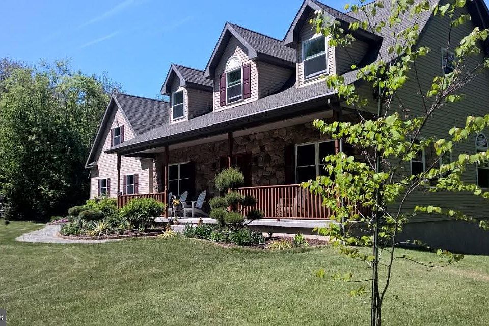 1st image of 425 Swamp Rd
