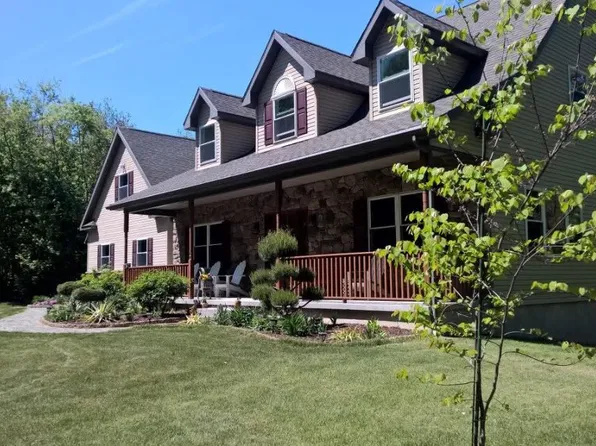425 Swamp Rd, Morgantown, PA 19543