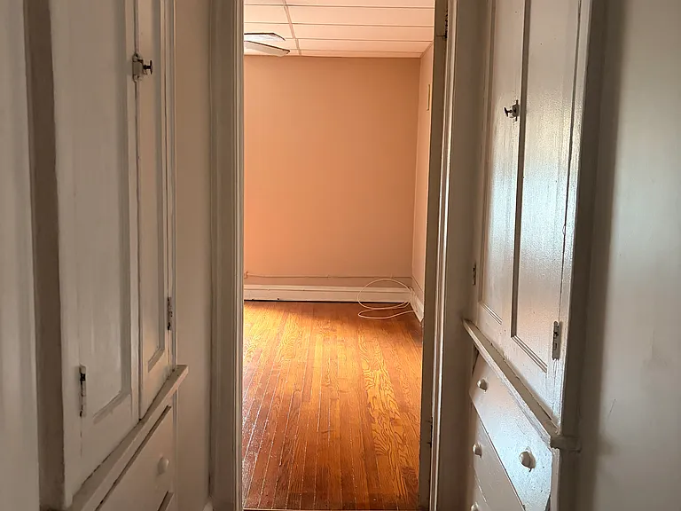 6834 S Paxton Ave #3 — Photo 9