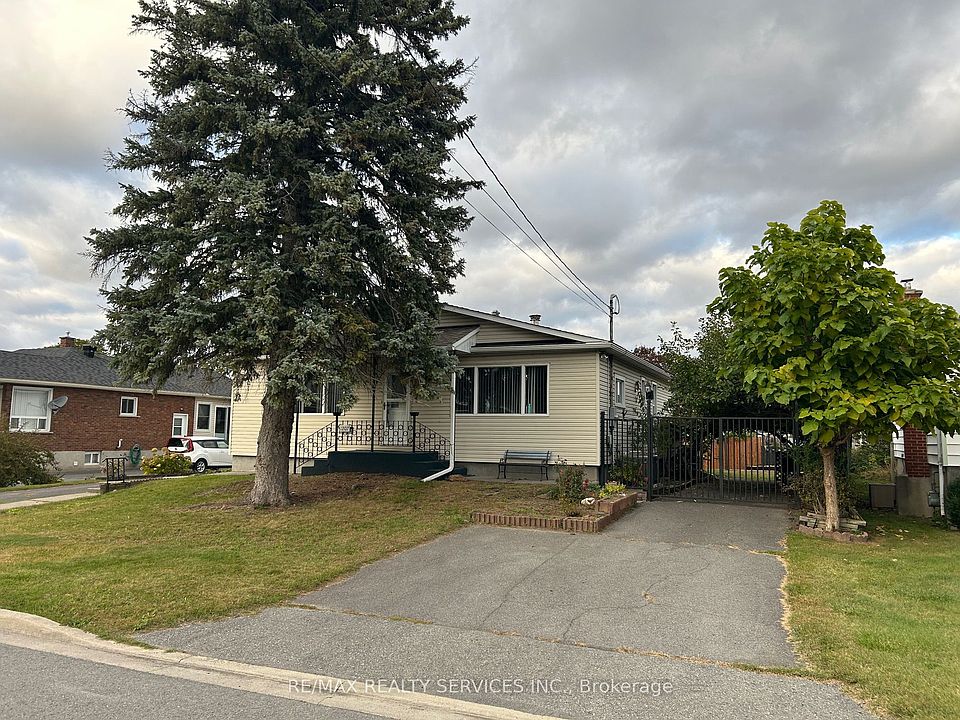 1st image of 1207 Henry St
