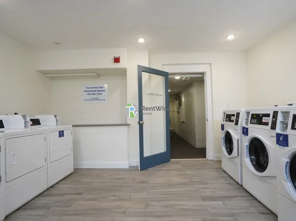 232 Walnut St, Newtonville, MA