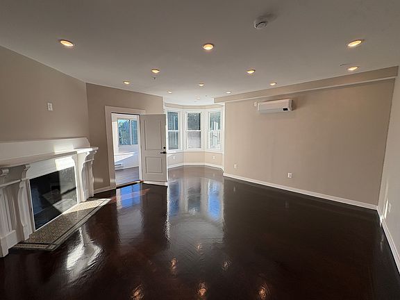 2nd image of 20-A28 Otis St #28F