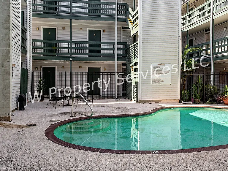 4101 Hessmer Ave #203 — Photo 9