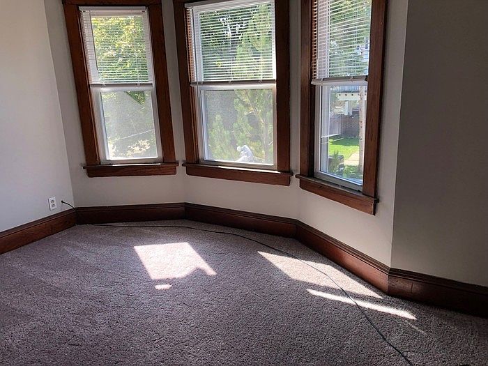 1st image of 3824 Spokane Ave