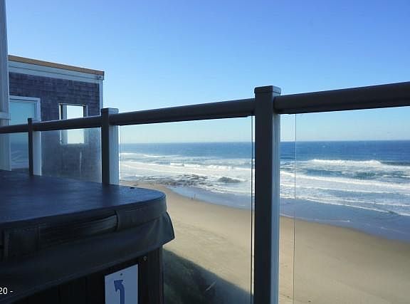 2nd image of 1723 NW Harbor Ave #34