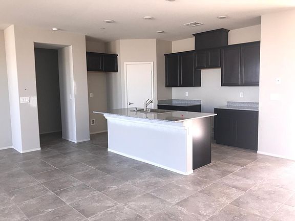 5th image of 2123 Del Aqua Ave