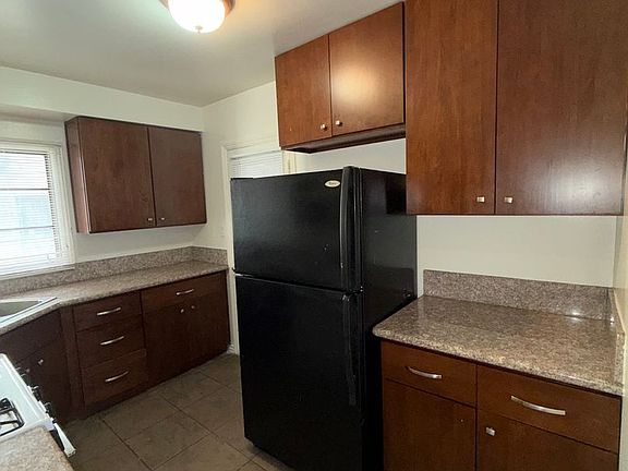 5th image of 827-831 S Oxford Ave #5