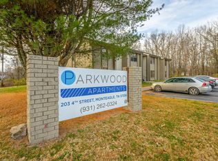 217 4th St #D1, Monteagle, TN 37356