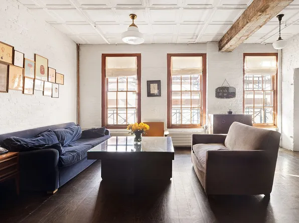 465 Greenwich St APT 4, New York, NY 10013