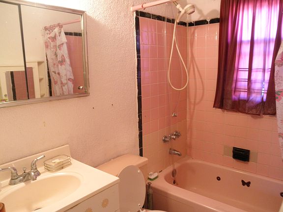 4th image of 11939 144th St