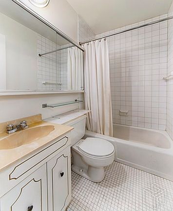 4th image of 1084 2nd Ave #27J