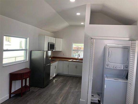 3rd image of 99 W Lambright St #B