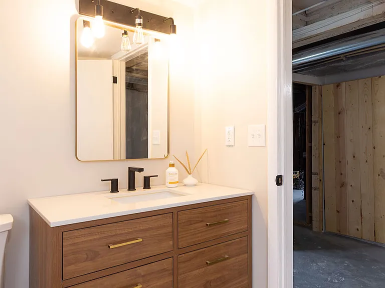 848 S Harbor Dr — Photo 19