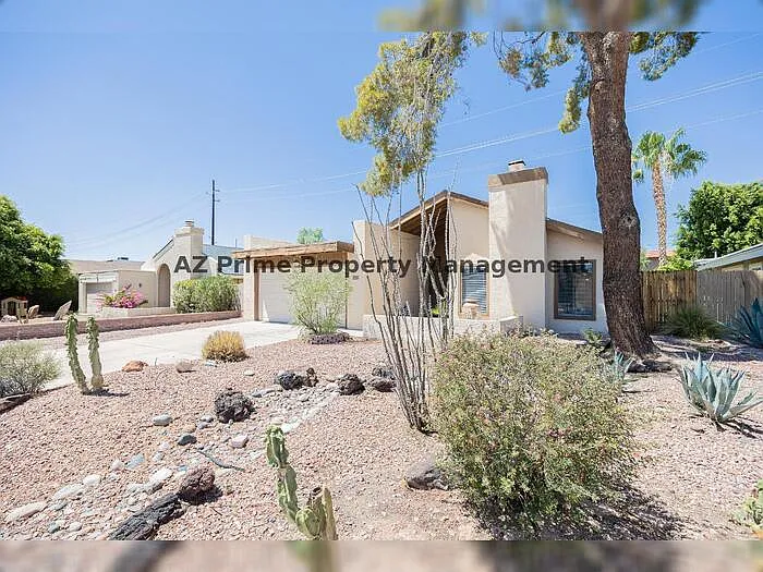 5502 E Roanoke Ave — Photo 1
