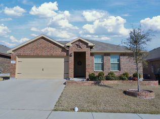 2217 Denmark Ln, Fort Worth, TX 76108