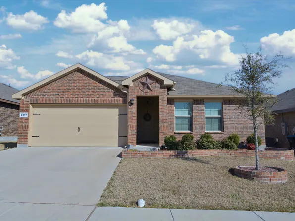 2217 Denmark Ln, Fort Worth, TX 76108