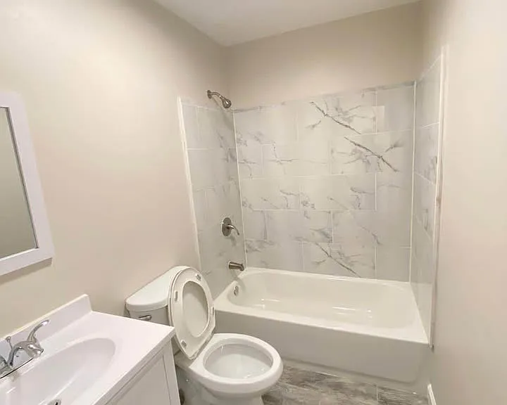 2538 E Fayette St — Photo 2