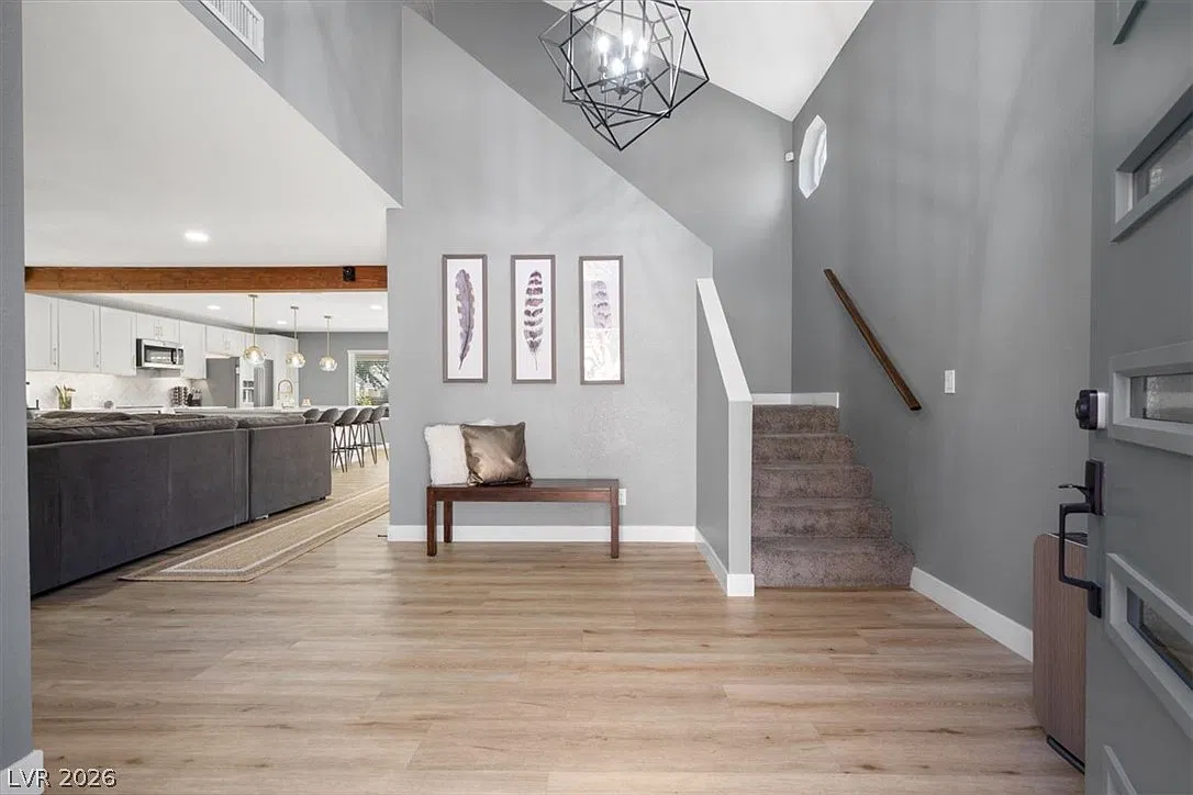 3 bed, 3.0 bath, 1870 sqft, $3,500 — Photo 3