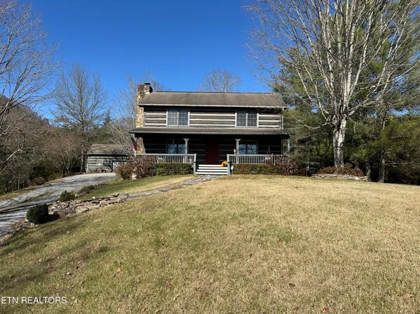 132 Country Estates Dr, Rogersville, TN 37857