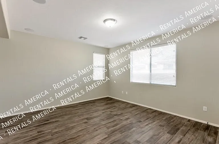 56 W Camino Fuste — Photo 19
