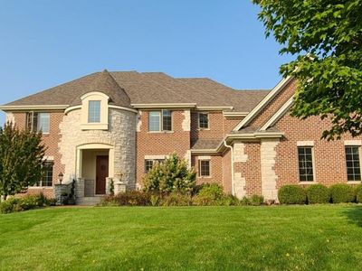 20160 W Mill Creek Trl, New Berlin, WI, 53146