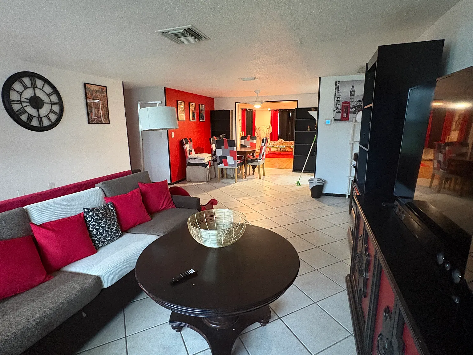 3 bed, 1648 sqft, $2,000 — Photo 2