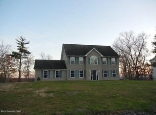 2033 Gorden Ridge Dr, East Stroudsburg, PA