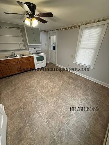 5 S Main St Photo 1