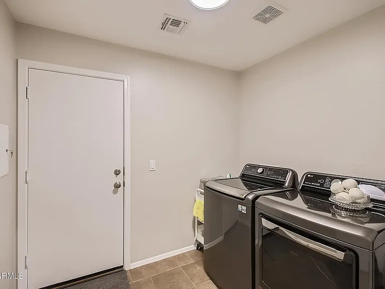 8370 W Spur Dr — Photo 5