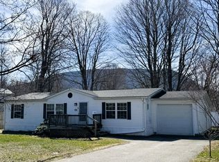 7 Elm St, Bristol, VT 05443