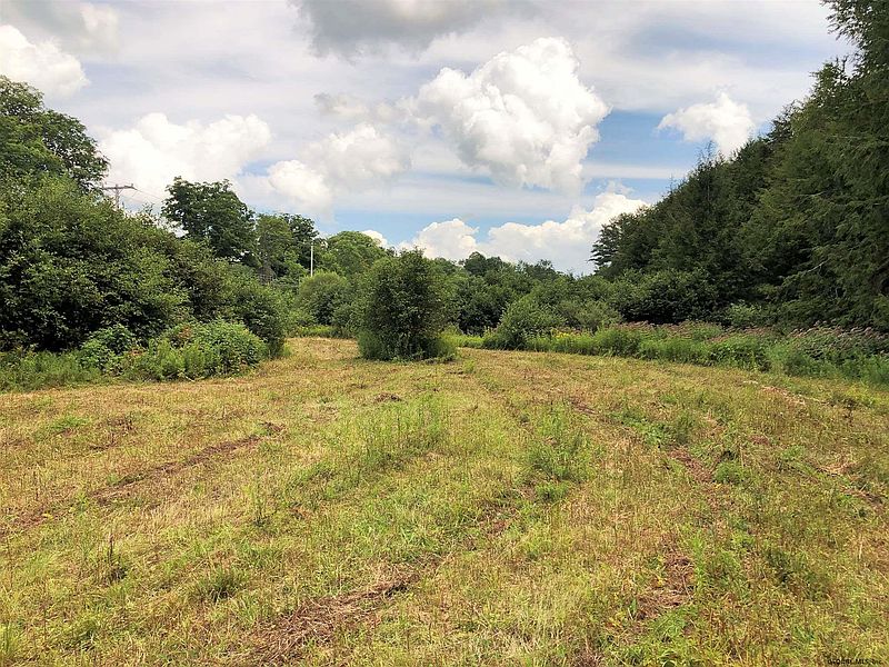 2nd image of 200 N HARPERSFIELD Road