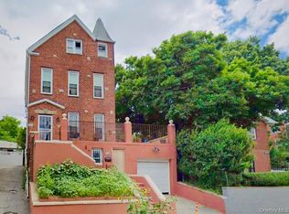 3320 Barker Ave, Bronx, NY 10467