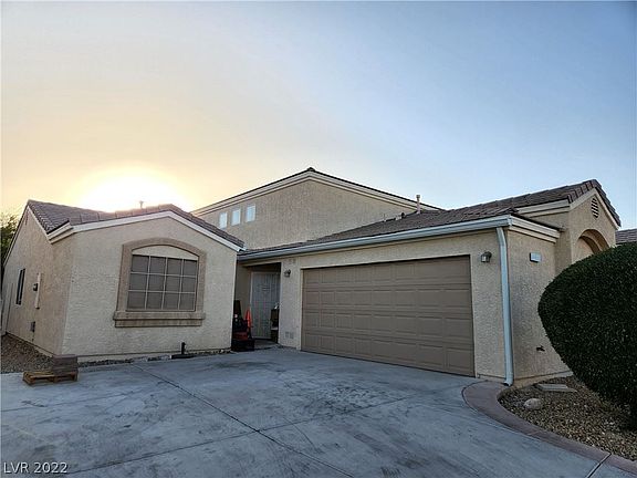 2nd image of 4855 Marco Polo St