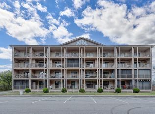 204 33rd St #302A, Ocean City, MD 21842