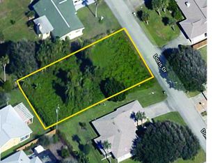 4442 Doris Dr, New Smyrna Beach, FL 32169