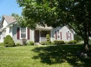 104 NW Pecan St, Blue Springs, MO 64014