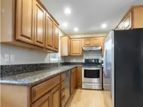 22235 Military Rd S #B, Seattle, WA 98198