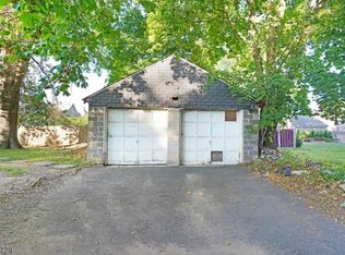 697 W 3rd St, Plainfield, NJ 07060