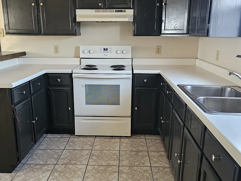 134 Alicante Dr #2 — Photo 4