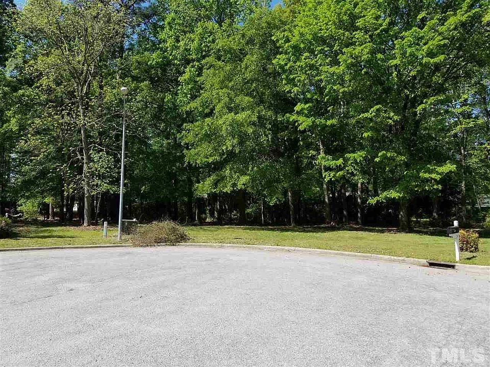 2nd image of 508 Emorywood Ct